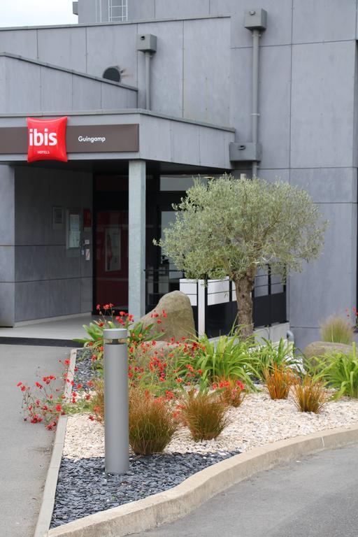Hotel Ibis Guingamp Coeur De Bretagne Ploumagoar Exterior foto